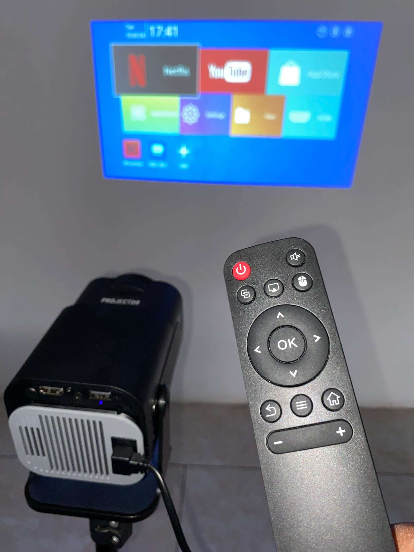 Smart Projector